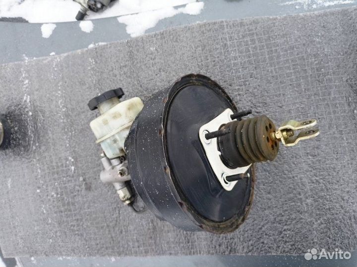 Вакуумный усилитель тормозов Kia Magentis седан