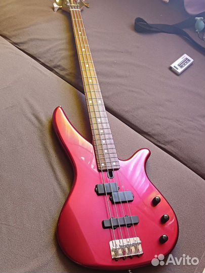 Бас гитара yamaha rbx270j