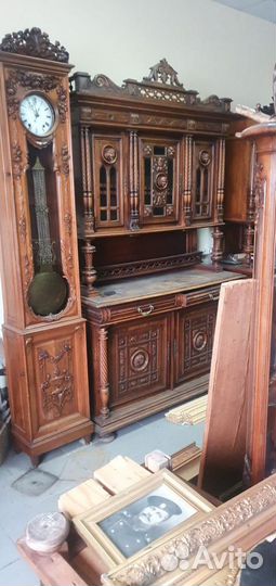 Антикварный буфет модерн
