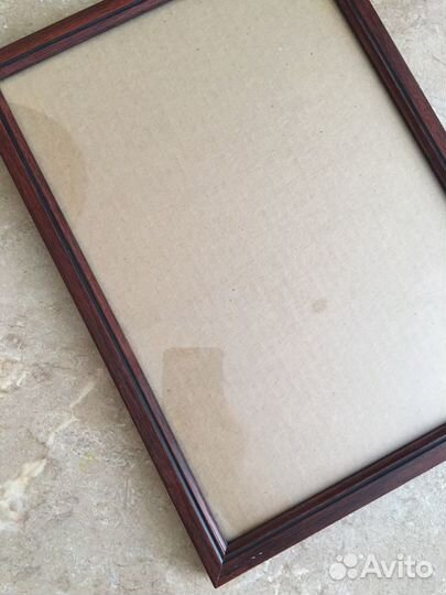 Рамки для фотографий и дипломов