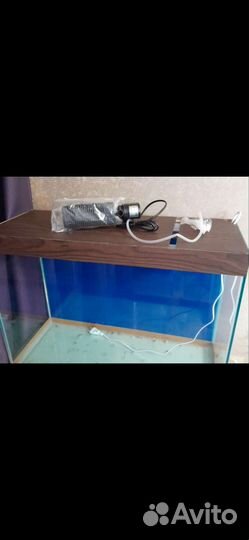 Продам аквариум на 80л плюс свет