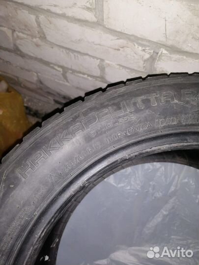 Nokian Tyres Hakkapeliitta R2 235/50 R17 100R