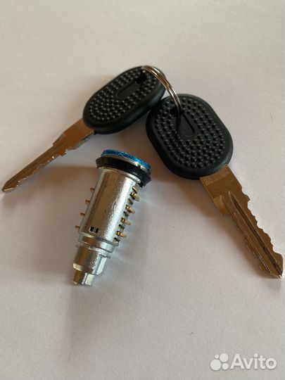 Личинка замка задней двери Fiat Doblo Cargo