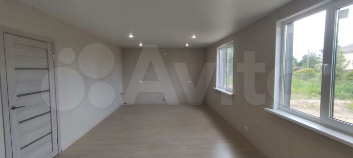 Коттедж 130 м² на участке 8 сот.