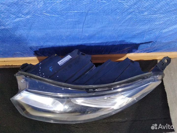 Фара левая Citroen Jumpy