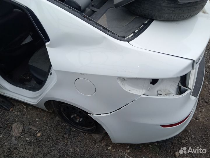 Задняя левая четверть Kia Rio 3