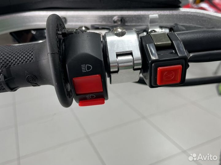 Мотоцикл кроссовый rockot X300 Toxin (174MN-3)