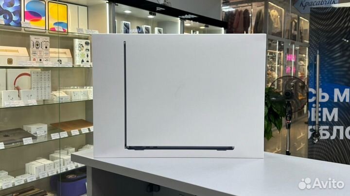 Apple MacBook Air 13.6