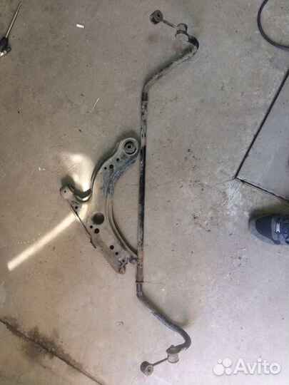 Рычаг golf 4, Octavia правый