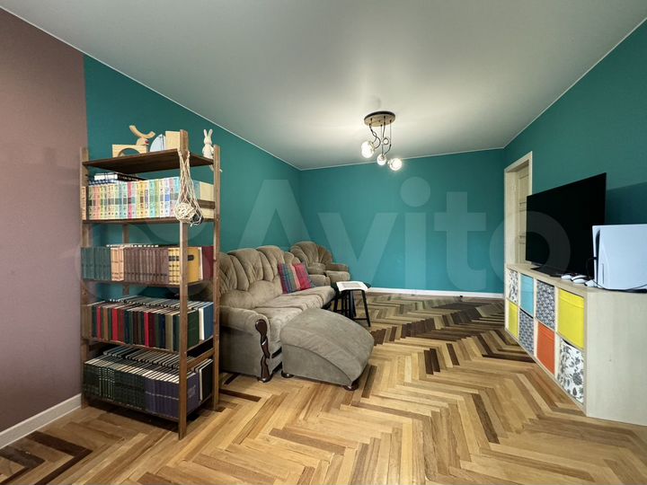 3-к. квартира, 90 м², 4/5 эт.