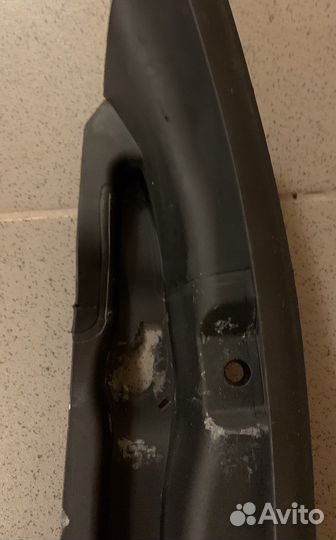 Уплотнитель переднего крыла BMW G30 правый левый