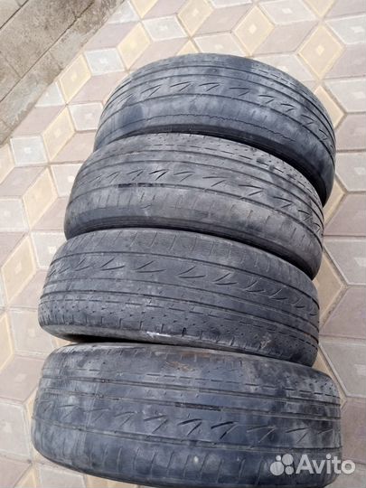 Bridgestone Playz RV PRV 215/60 R17 96H
