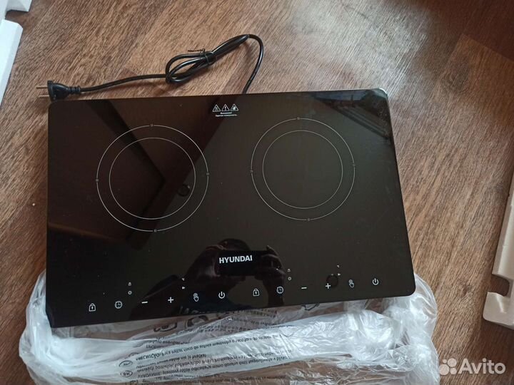 Индукционная плита hyundai