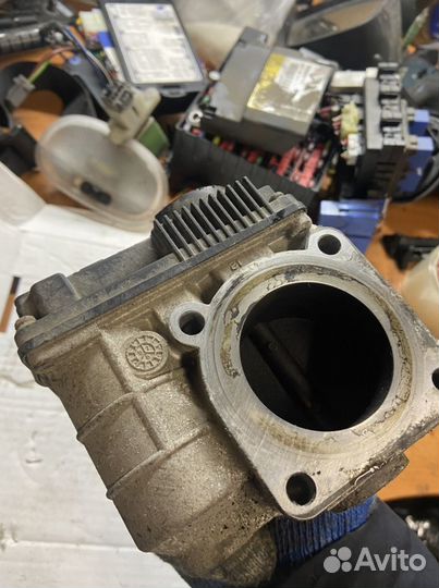 Дроссельная заслонка Nissan Almera Classic B10