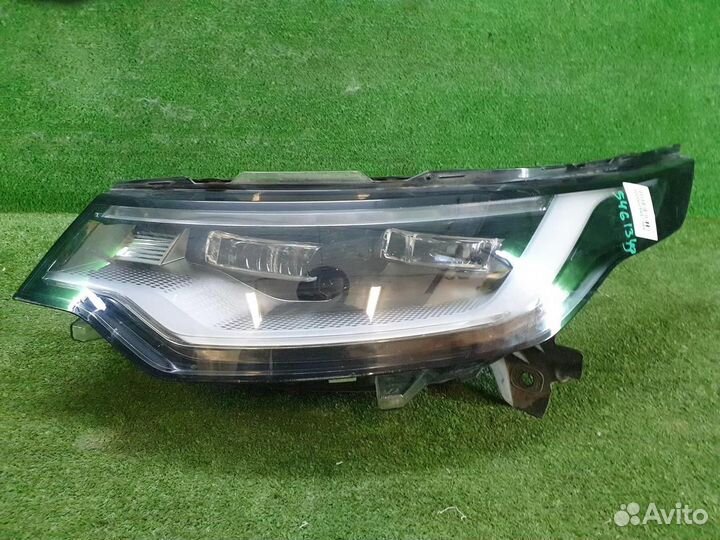 Фара левая Land Rover Discovery V