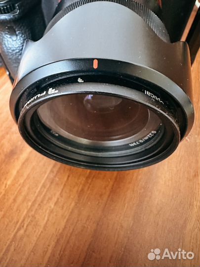 Объектив sony FE 1.8 35mm