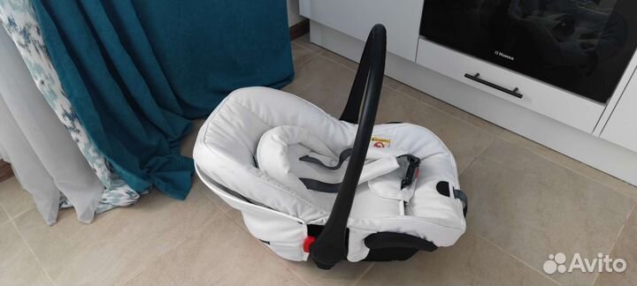 Детское автокресло от 0 до 10 кг