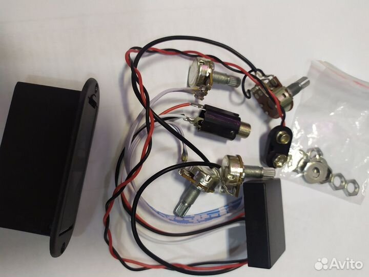 Преапм внутренний для бас гитары