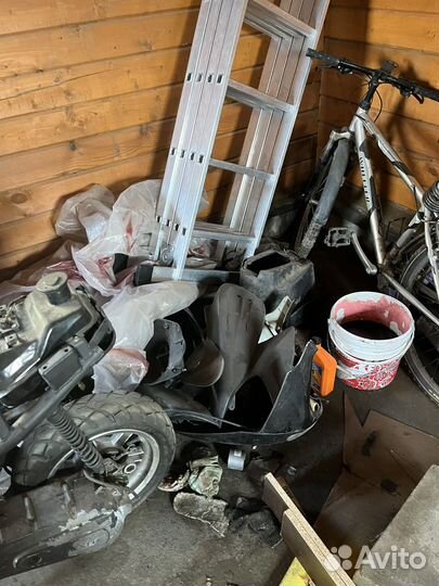 Продам скутер 150куб