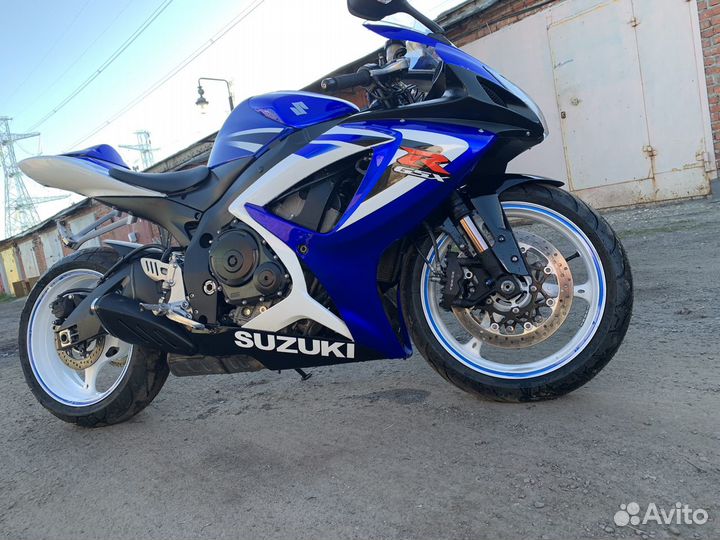 Suzuki GSX-R 750