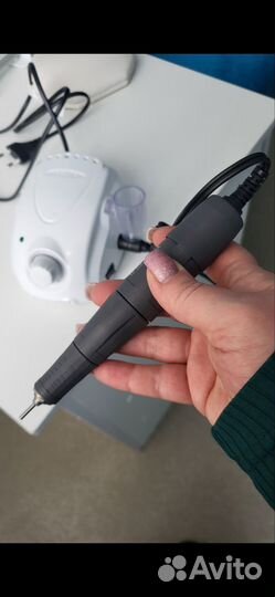 Машинка для маникюра и педикюра