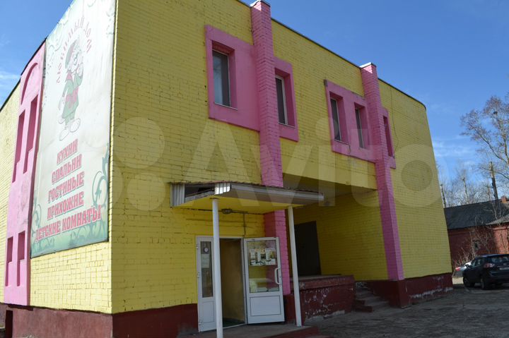 Торговая площадь, 1400 м²