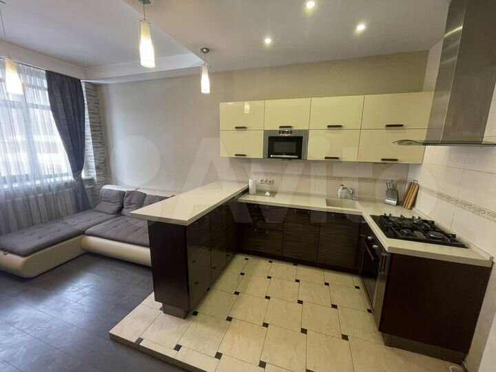 2-к. квартира, 73 м², 2/9 эт.