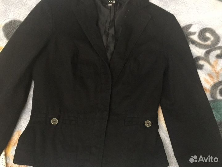 Платье и пиджаки для девочки