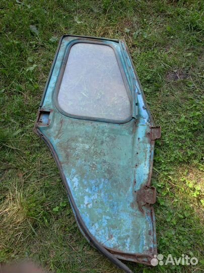 Дверь мтз-50 со стеклом