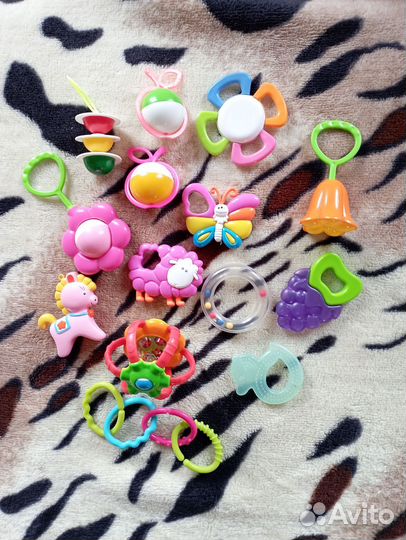 Погремушки и грызунки