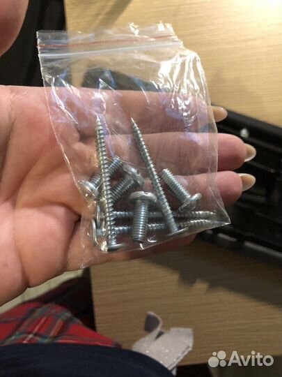 Кронштейн для телевизора на стену