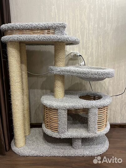 Игровой комплекс -когтеточка с домиком для кошек