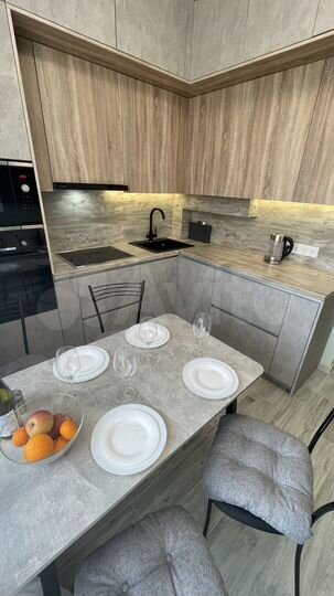 2-к. квартира, 56 м², 8/9 эт.