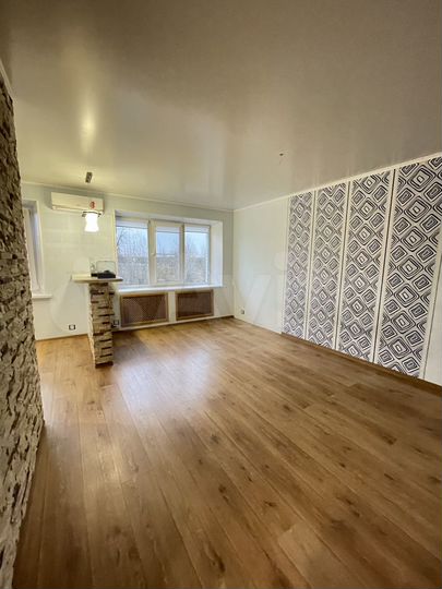 1-к. квартира, 30 м², 5/5 эт.