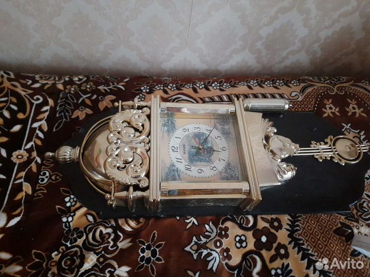 Часы настенные