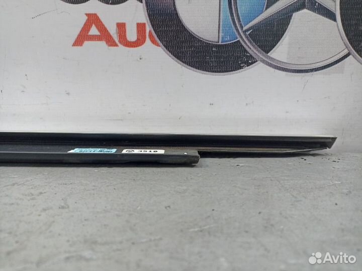 Молдинг стекла задний правый Audi A6 С7 3.0 CGW