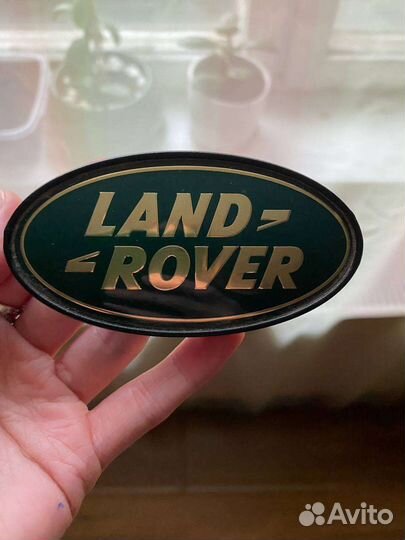 Шильдик Land rover