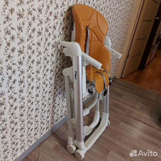 Столик для кормления