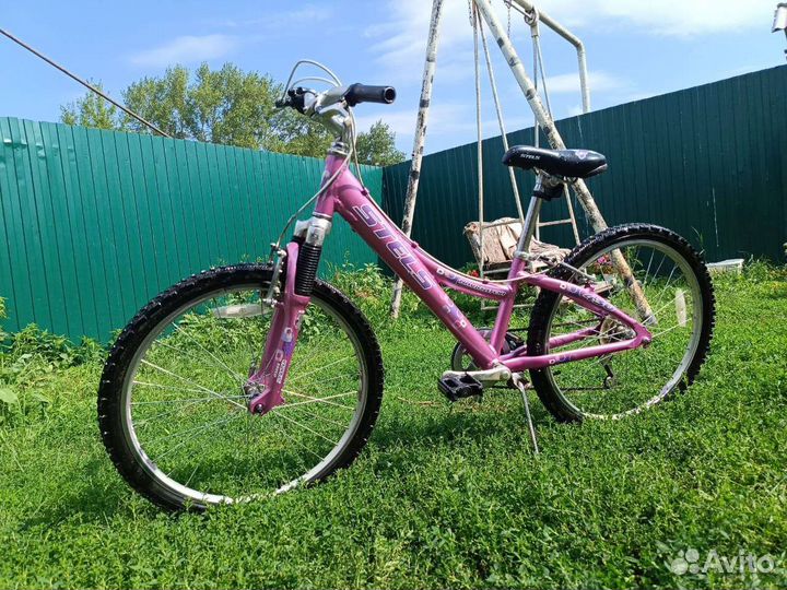 Продам велосипед для девочки подростковый