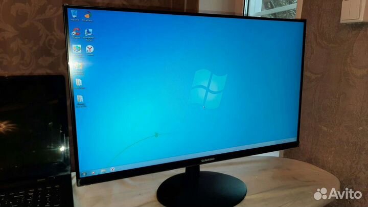 Современный тонкий игровой монитор 24 дюйма