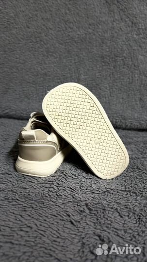 Кроссовки детские