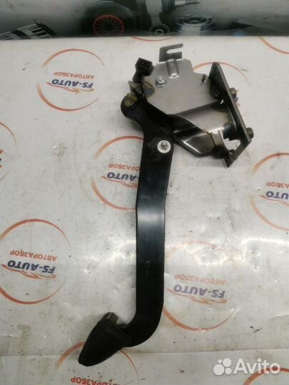 Педаль сцепления Ssangyong Action New 2.0 дизель