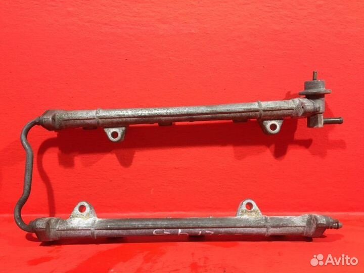 Топливная рампа Hyundai Santa Fe 1 G6BA 2004