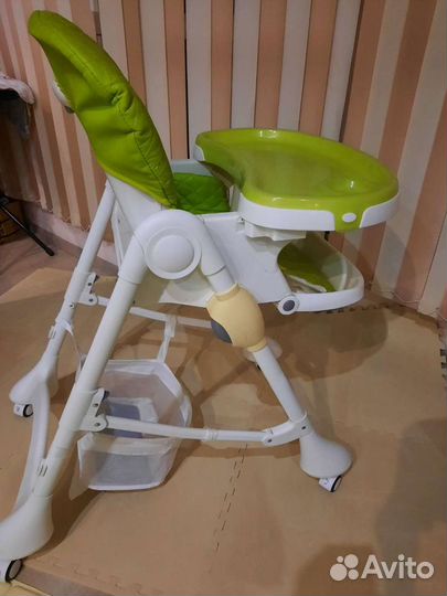 Стульчик для кормления nuovita