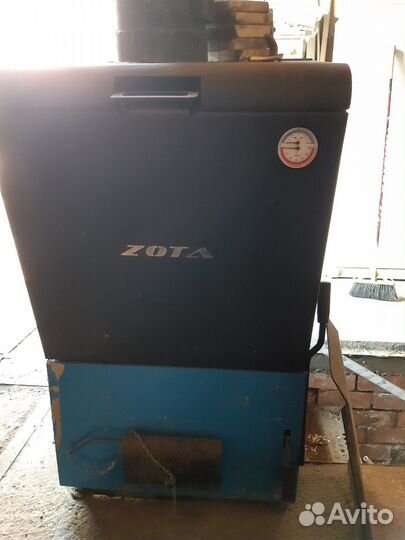 Продам котел отопительный