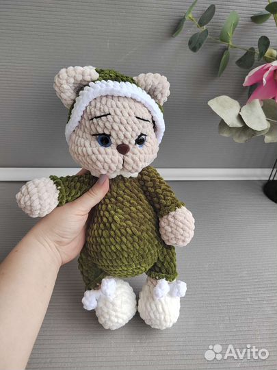 Вязаная игрушка (Мишка в пижаме)