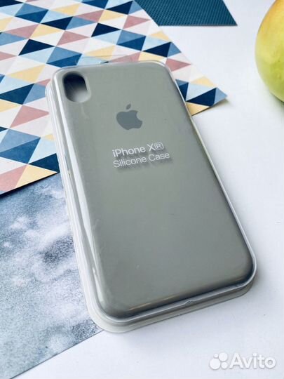 Чехол на iPhone XR