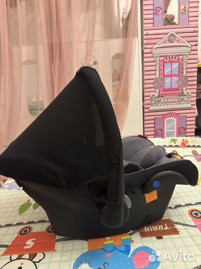 Автомобильное кресло переноска 0+
