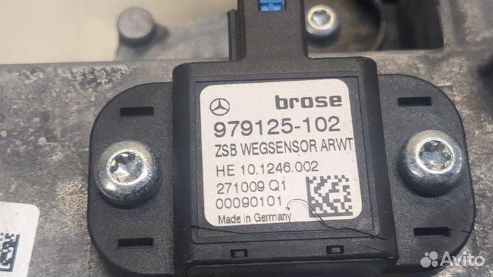 Электропривод крышки багажника Mercedes E W212