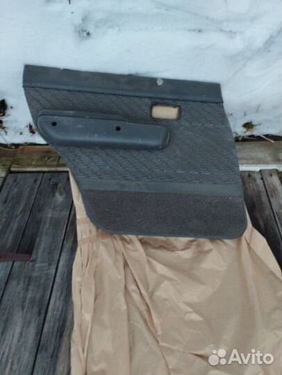 Обшивка двери задняя левая 4runner, Surf 130